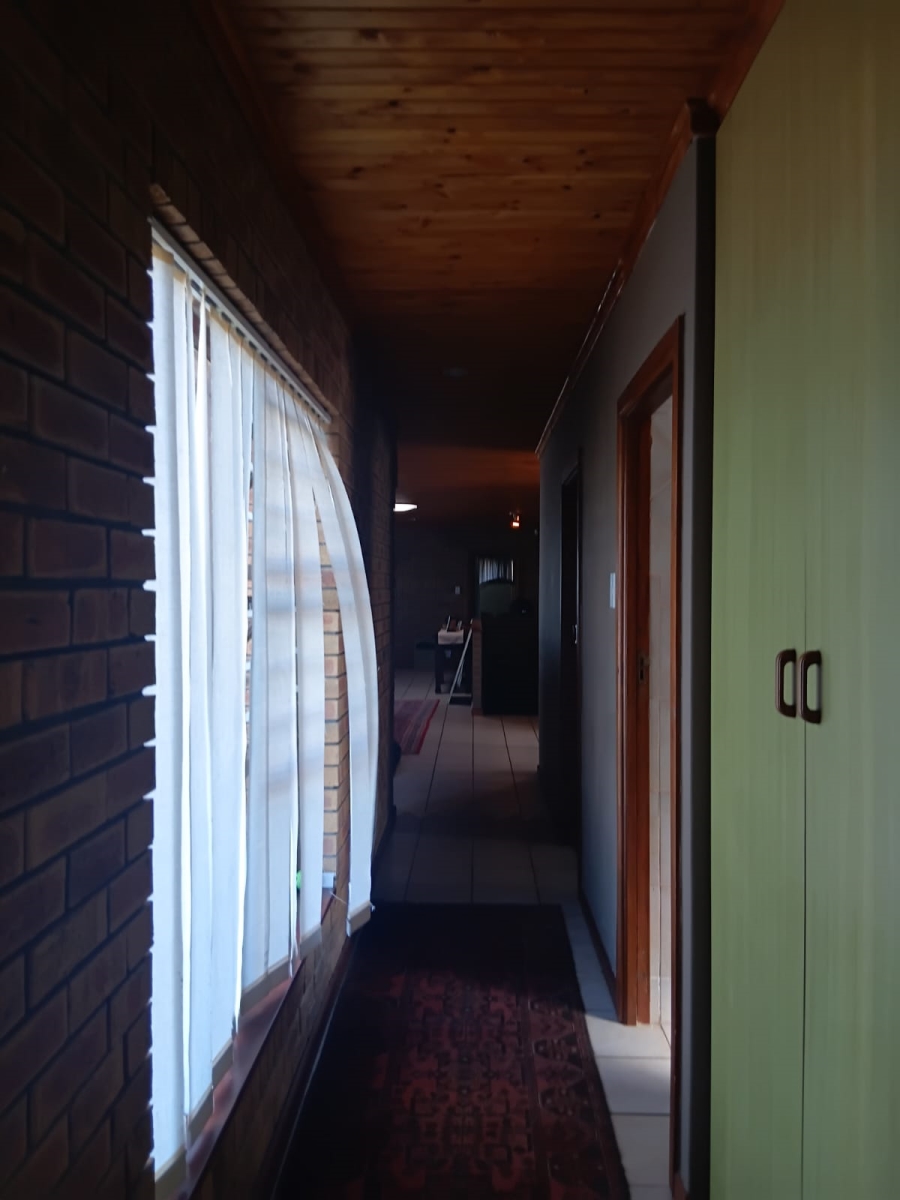 To Let 3 Bedroom Property for Rent in Dana Bay Western Cape